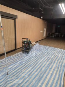 台北水電工程承包｜內湖權東路洗孔增加排水增加鐵捲門電燈迴路-5